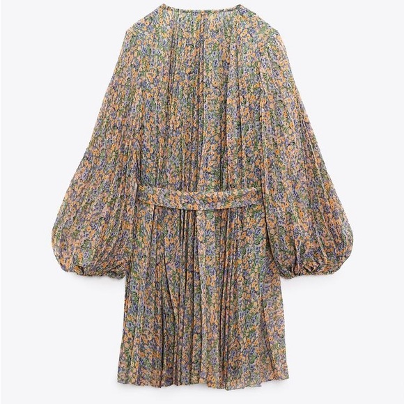 Zara- Printed Pleated mini dress - Picture 2 of 9